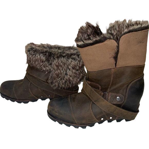 Sorel Joan of Arctic Brown Leather Faux Fur Wedge Ankle Boots    Size: US 7.5 - Picture 5 of 9